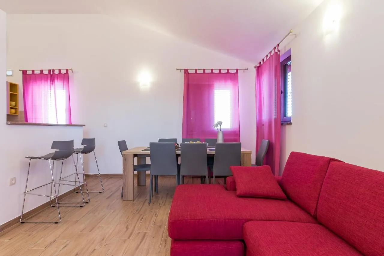 Luxury Villa Hedone With Pool & Whirpool In Pula Near The Beach 0*,
