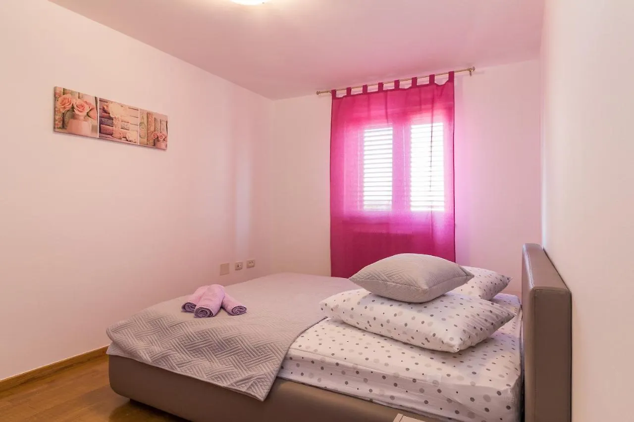 Luxury Villa Hedone With Pool & Whirpool In Pula Near The Beach Croatia