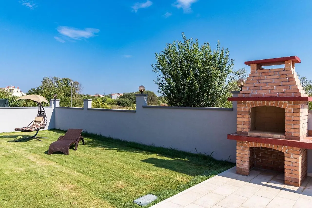 Luxury Villa Hedone With Pool & Whirpool In Pula Near The Beach Croatia