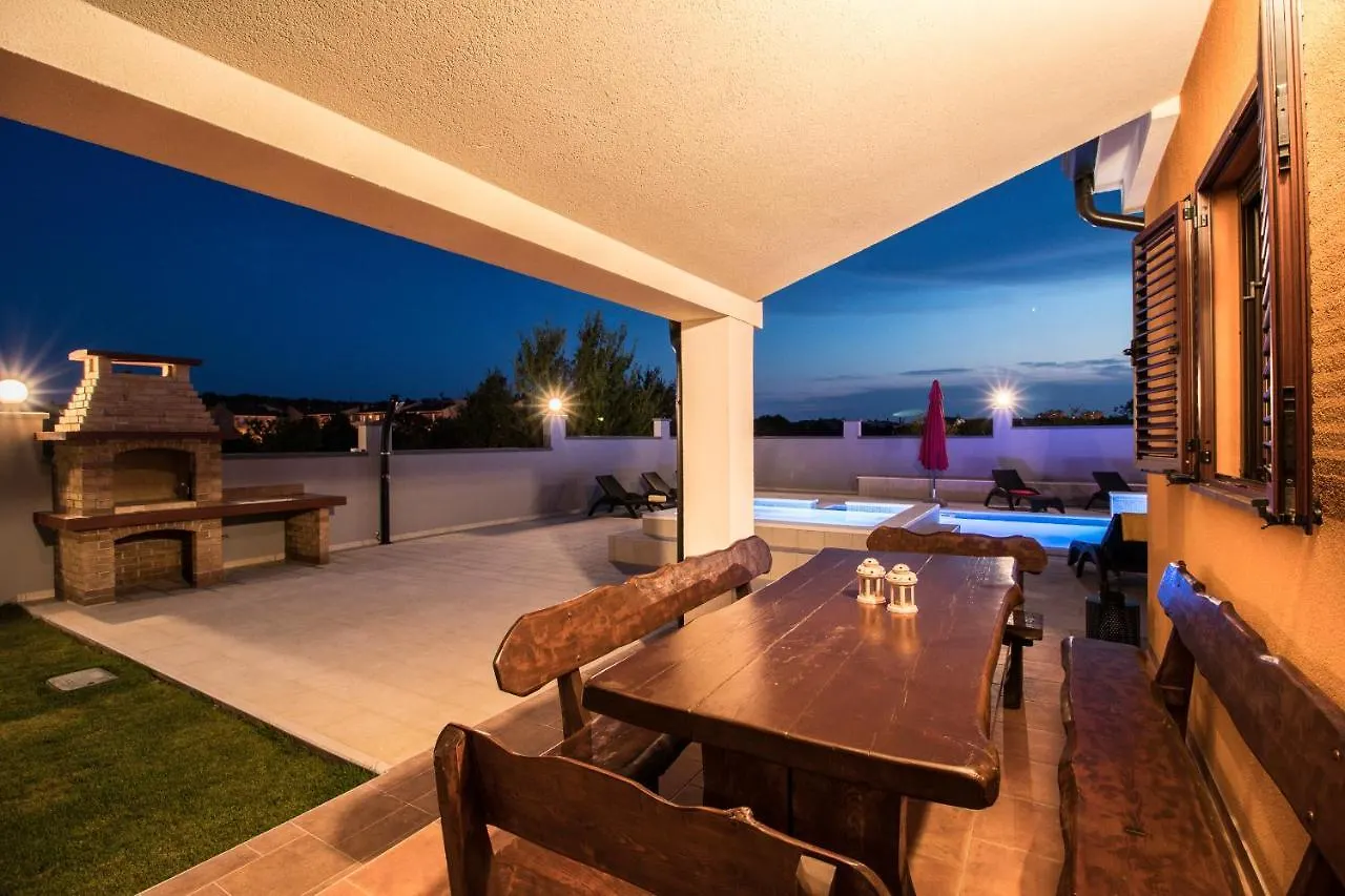 Luxury Villa Hedone With Pool & Whirpool In Pula Near The Beach 0*,  Croatia