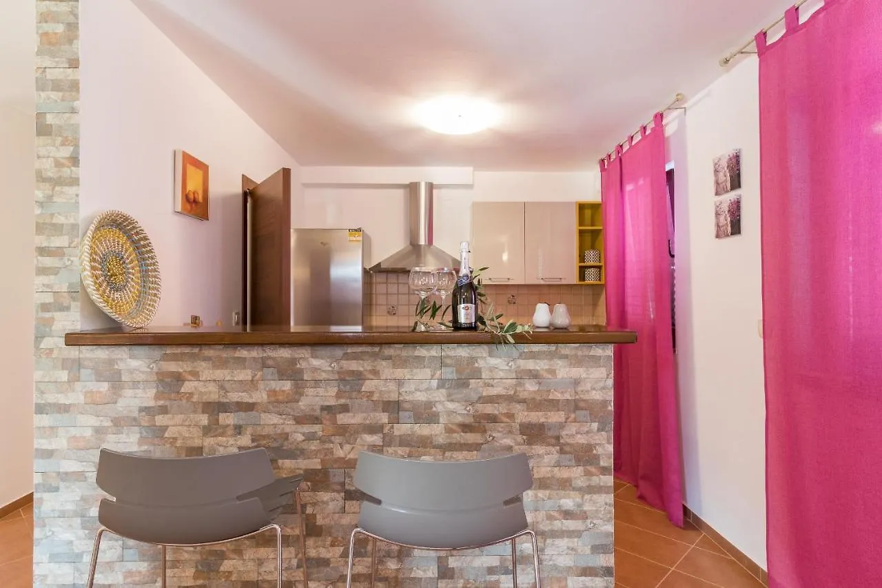 Luxury Villa Hedone With Pool & Whirpool In Pula Near The Beach Croatia